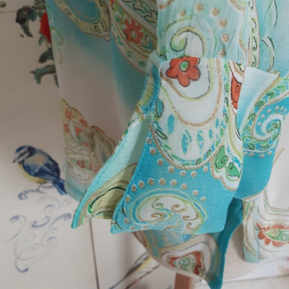 Ladies top - Picture 6 of 9